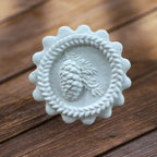 Fir cone mini