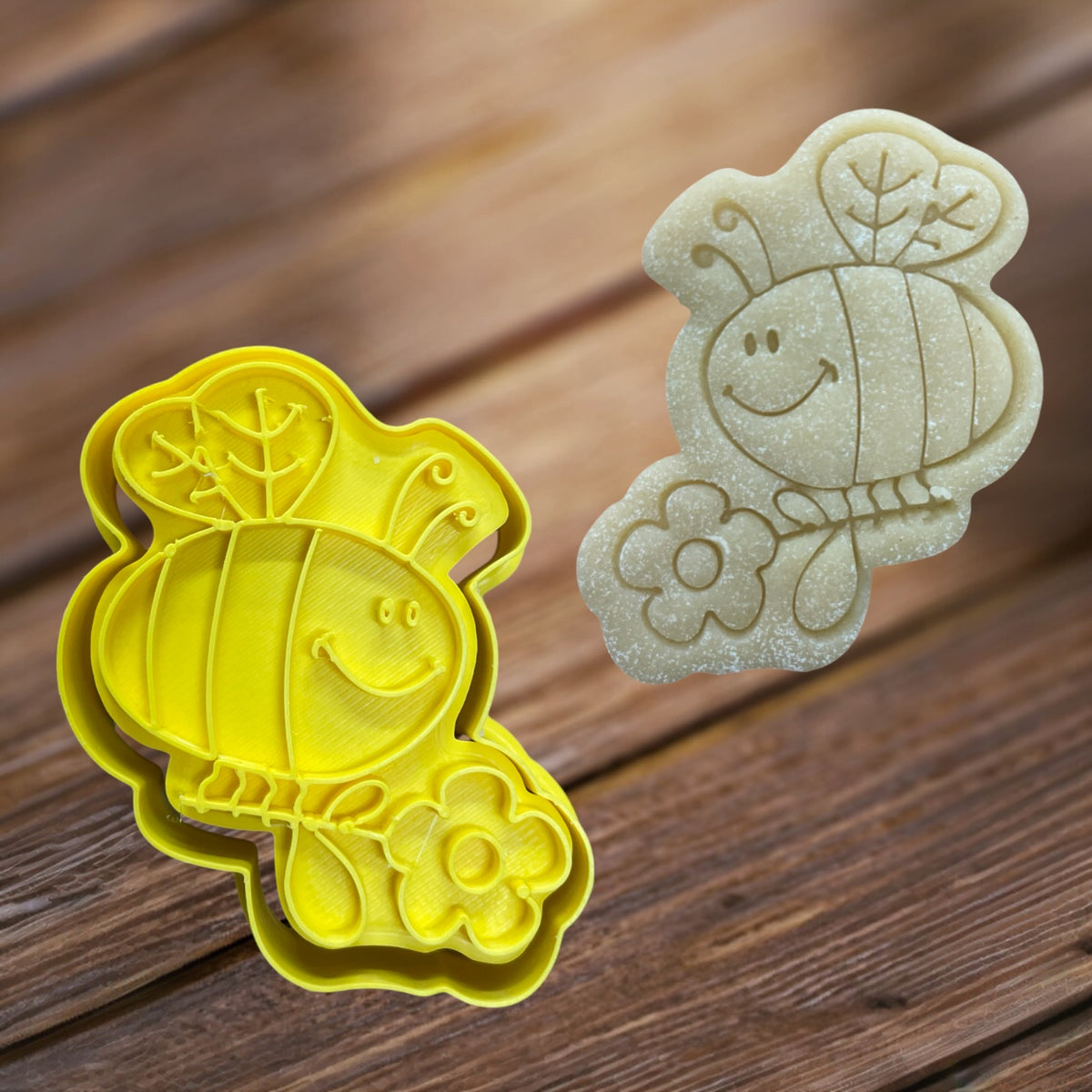 Biene mit Blume | Emma&amp;#39;s Springerle